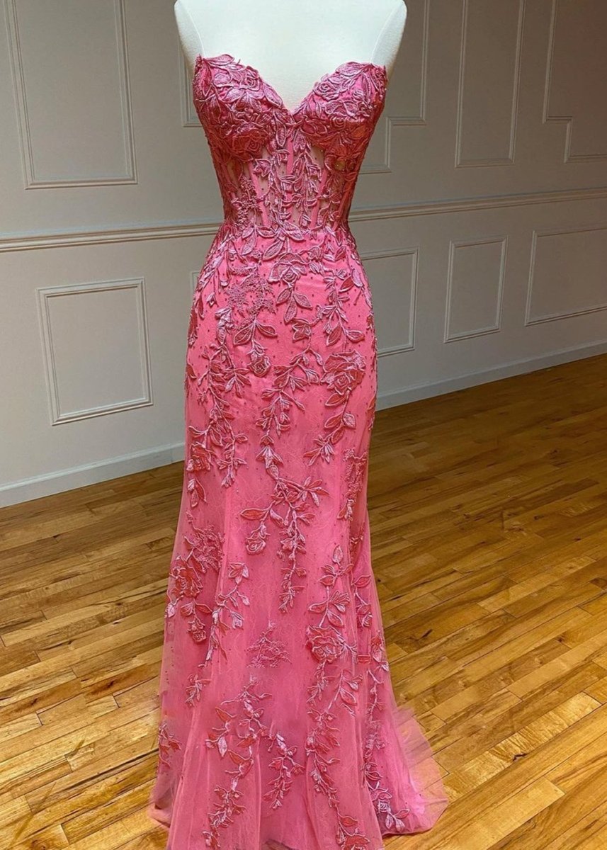 Mermaid Strapless Lace Evening Dress With Appliques - Curvevia