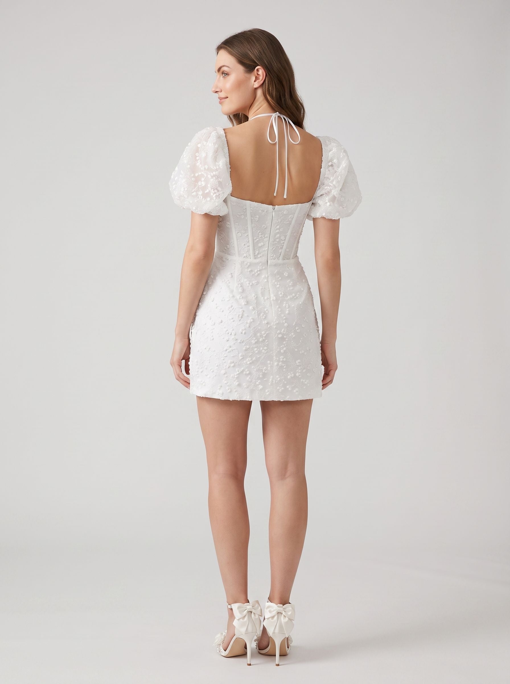 White Lace A-Line Sweetheart Back Zip Short Dress with Puff Sleeves - Curvevia