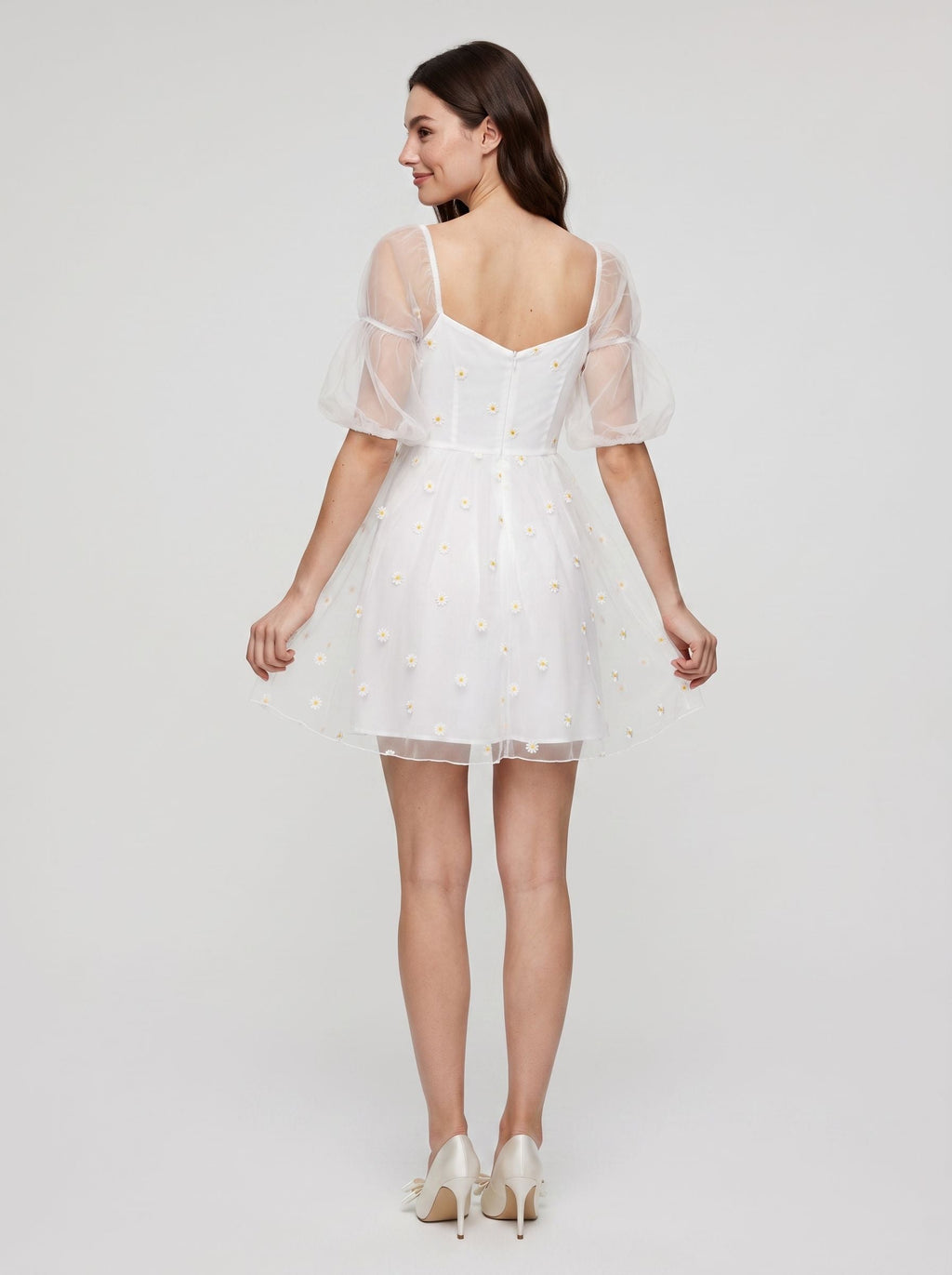 White Tulle Sheath V-Neck Back Zip Short Dress - Curvevia