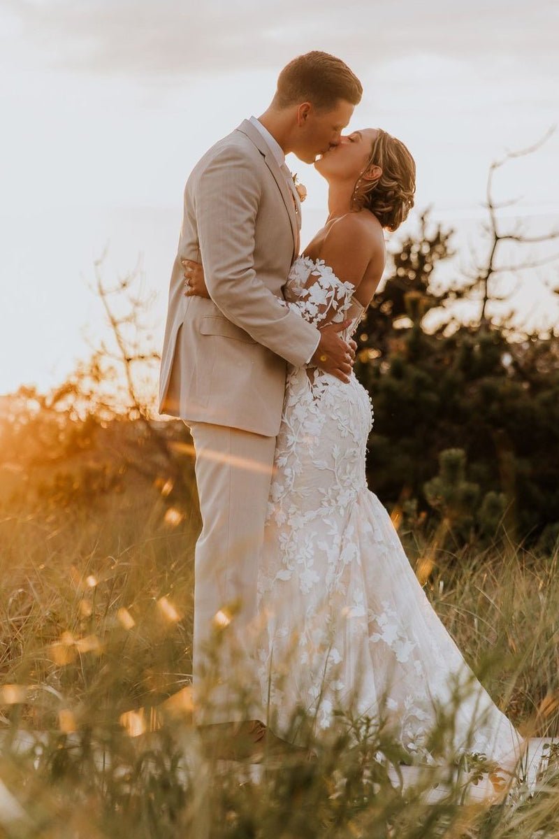 Mermaid Sweetheart Tulle Appliques Wedding Dresses with Sleeves - Curvevia