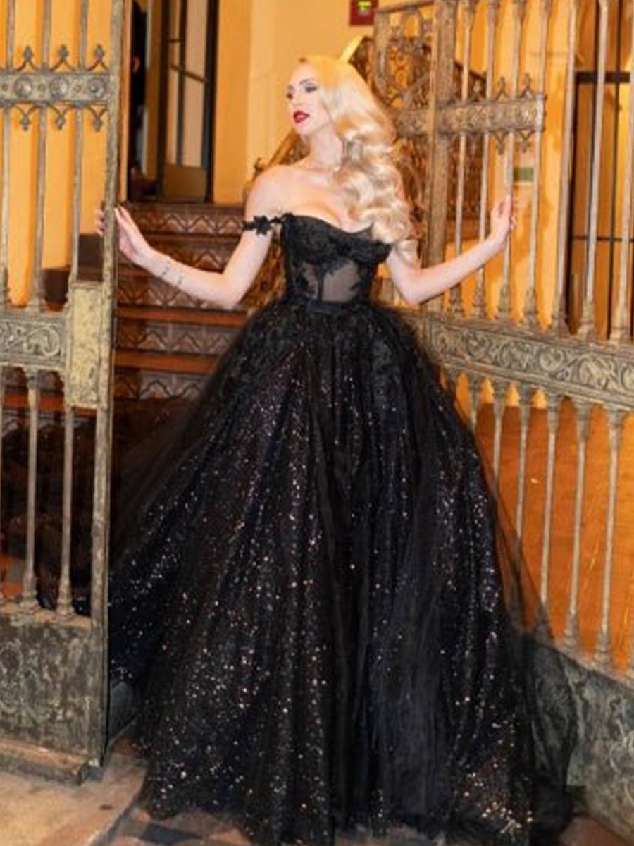A-Line Black Gothic Wedding Dresses with Sequin Lace Appliques - Curvevia