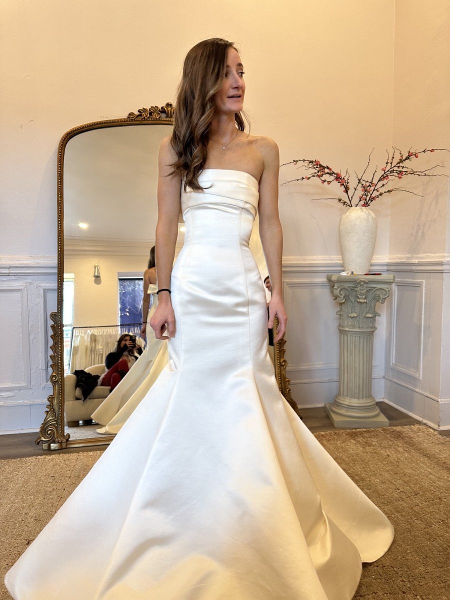 Elegant Mermaid Strapless Satin Sleeveless Wedding Dresses - Curvevia