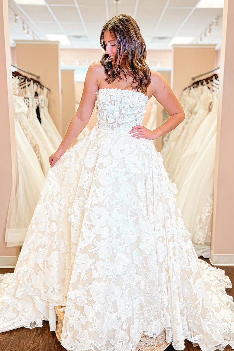 A-Line Strapless Floral Lace Wedding Dresses - Curvevia