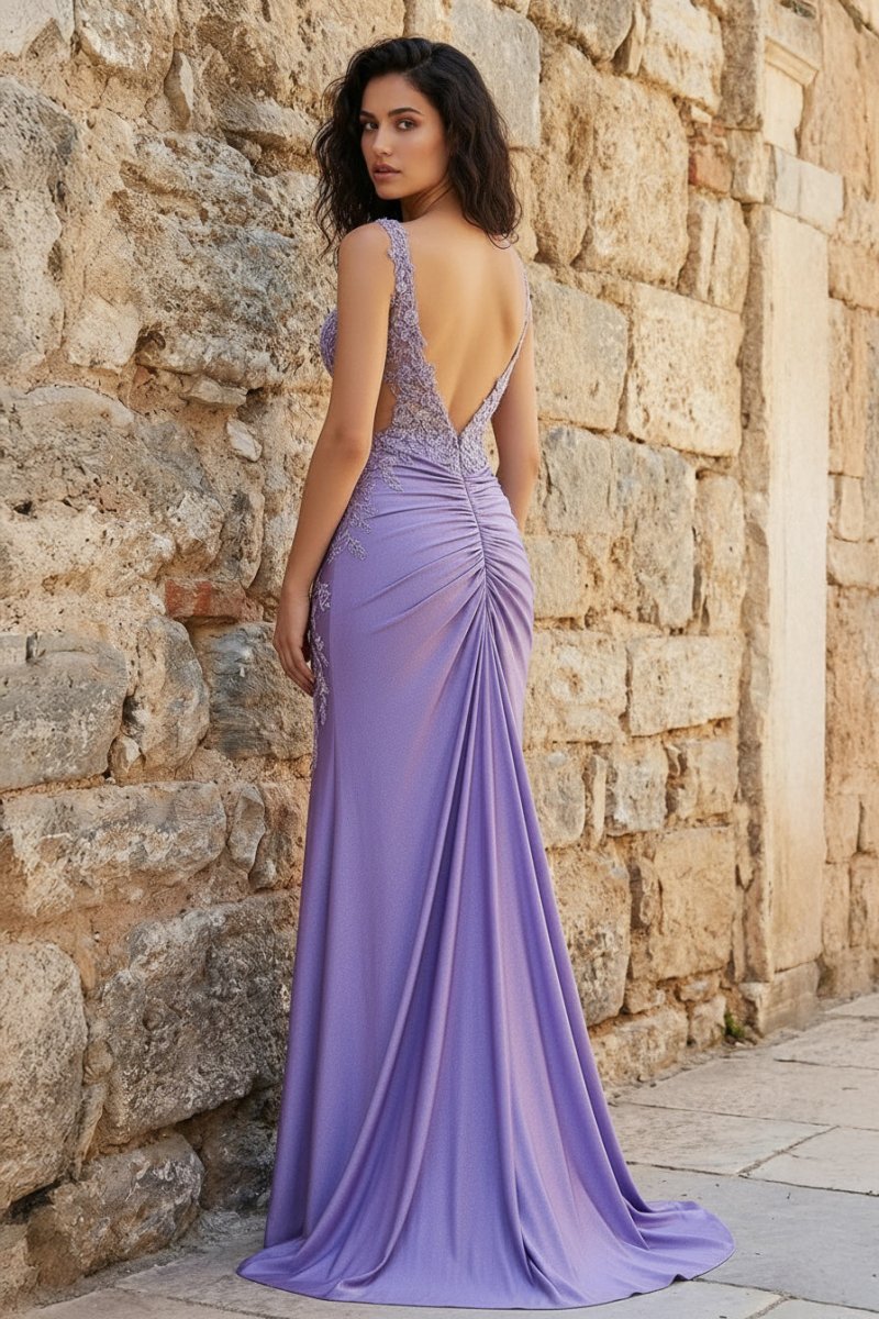 Charming Mermaid V Neck Sage Green Slit Prom Dresses with Appliques - Curvevia