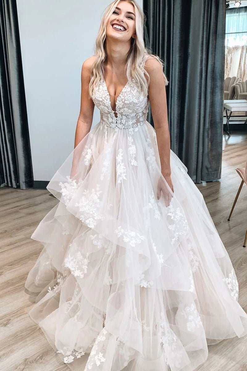 Elegant A-Line V Neck Wedding Dresses with Appliques - Curvevia