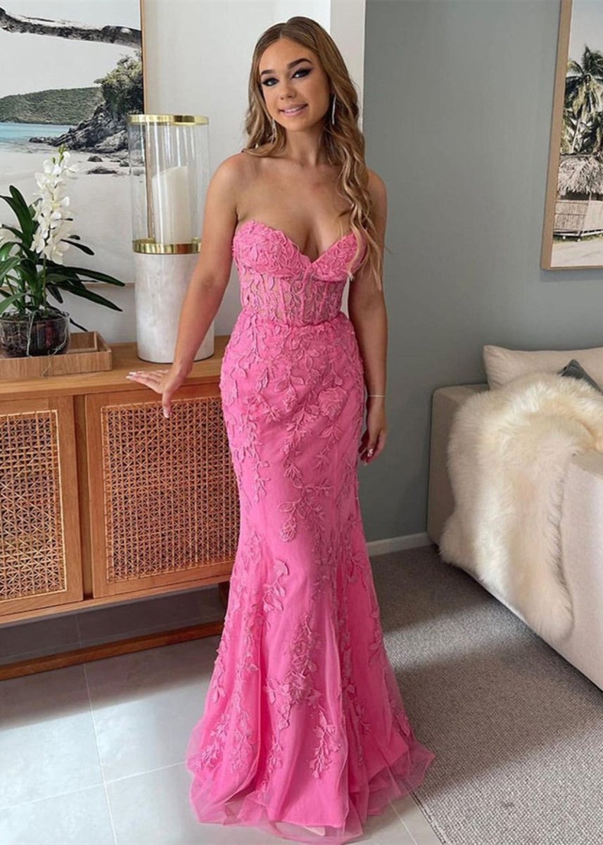 Mermaid Strapless Lace Evening Dress With Appliques - Curvevia