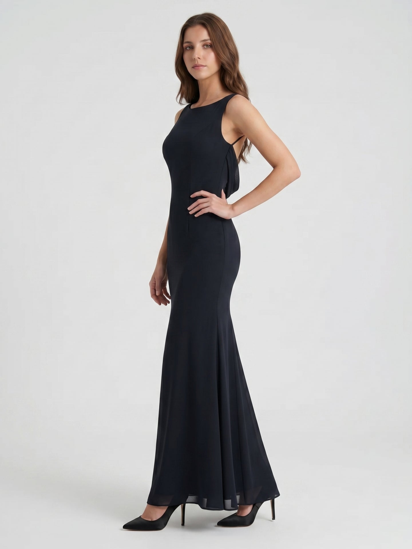 Black Chiffon Mermaid Scoop Neck Backless Floor-Length Bridesmaid Dress - Curvevia