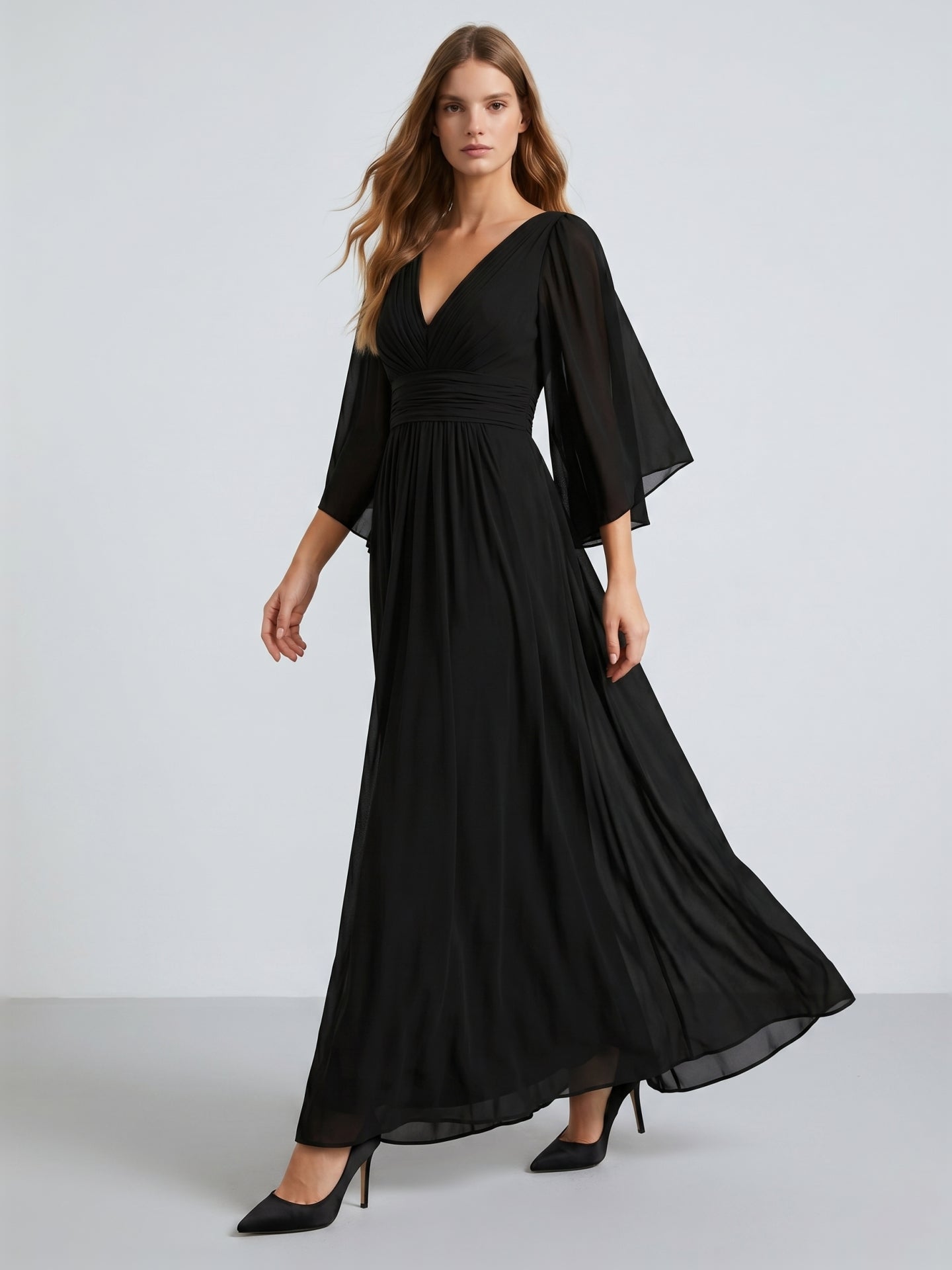 Black Chiffon Sheath V-Neck V-Back Floor-Length Pleated Bridesmaid Dress - Curvevia