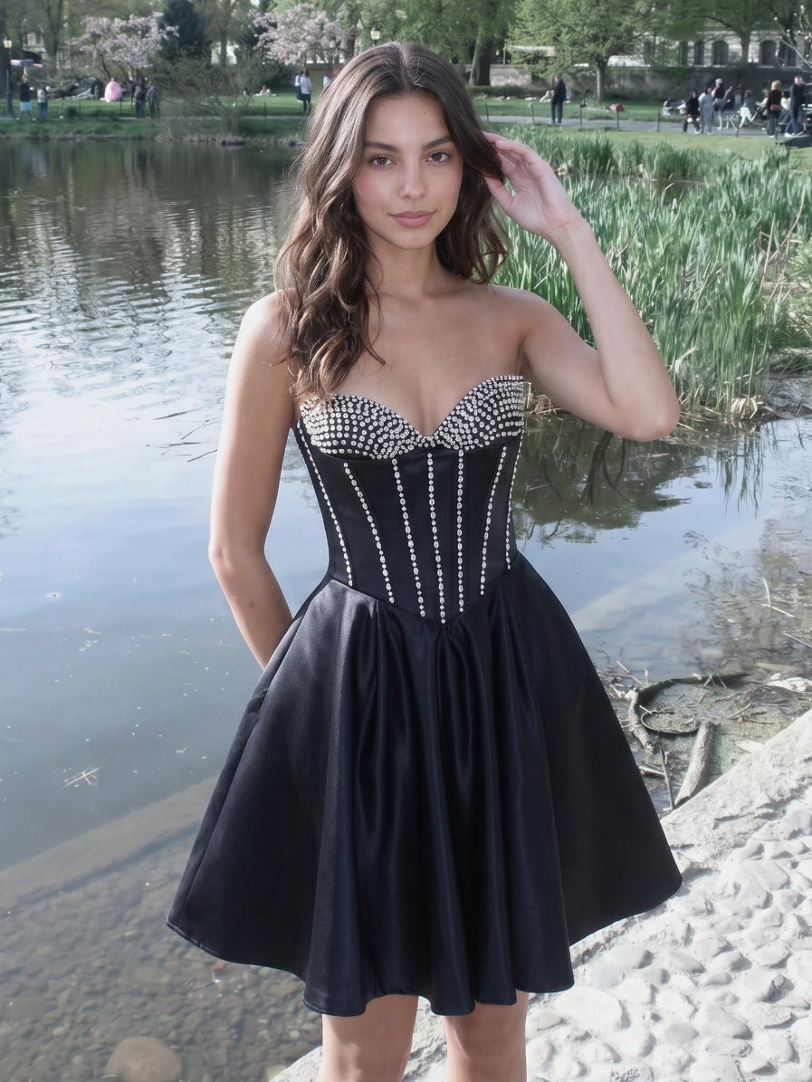 Black Matte Satin A-Line Sweetheart Short Homecoming Dress with Beading - Curvevia