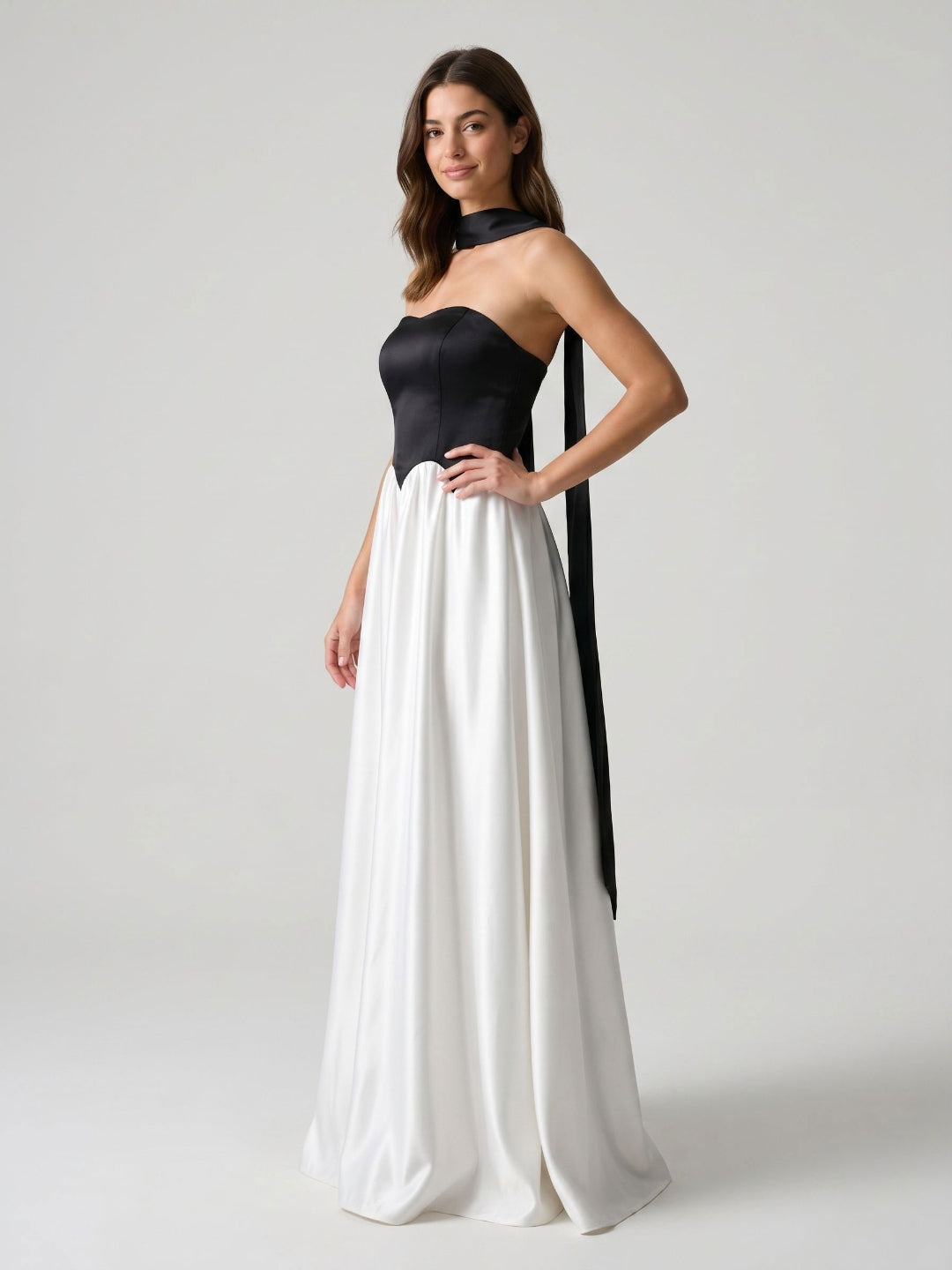 Black Satin A-Line Sweetheart Back Zip Floor-Length Dress - Curvevia