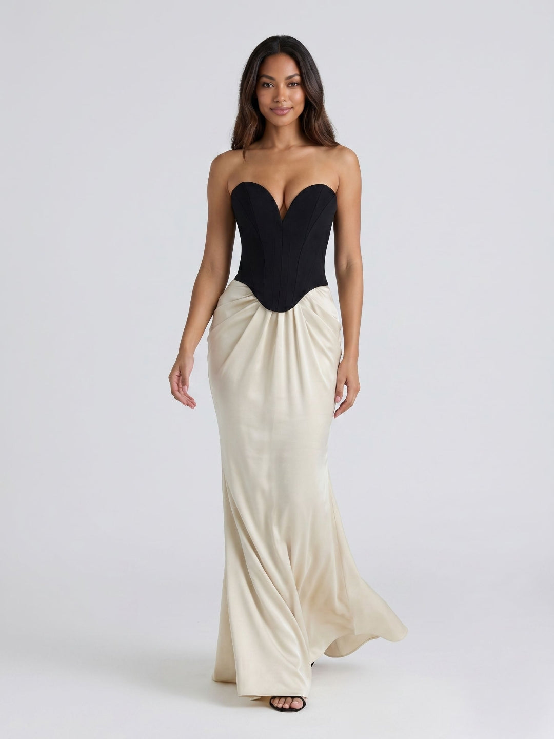 Black Satin Column V-Neck Corset Back Floor-Length Birthday Dress - Curvevia