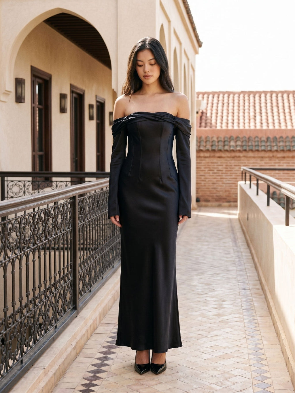 Black Satin Sheath Cowl Neck Backless Floor-Length Formal Dress with Pleating - Curvevia