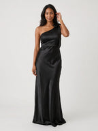 Black Satin Sheath One Shoulder Side Zip Floor-Length Bridesmaid Dress - Curvevia