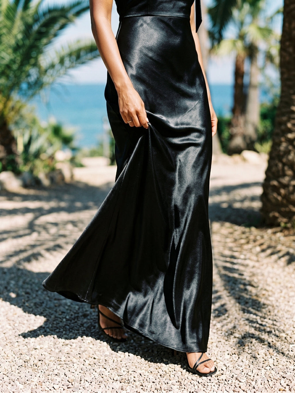 Black Satin Sheath One Shoulder Side Zip Floor-Length Bridesmaid Dress - Curvevia