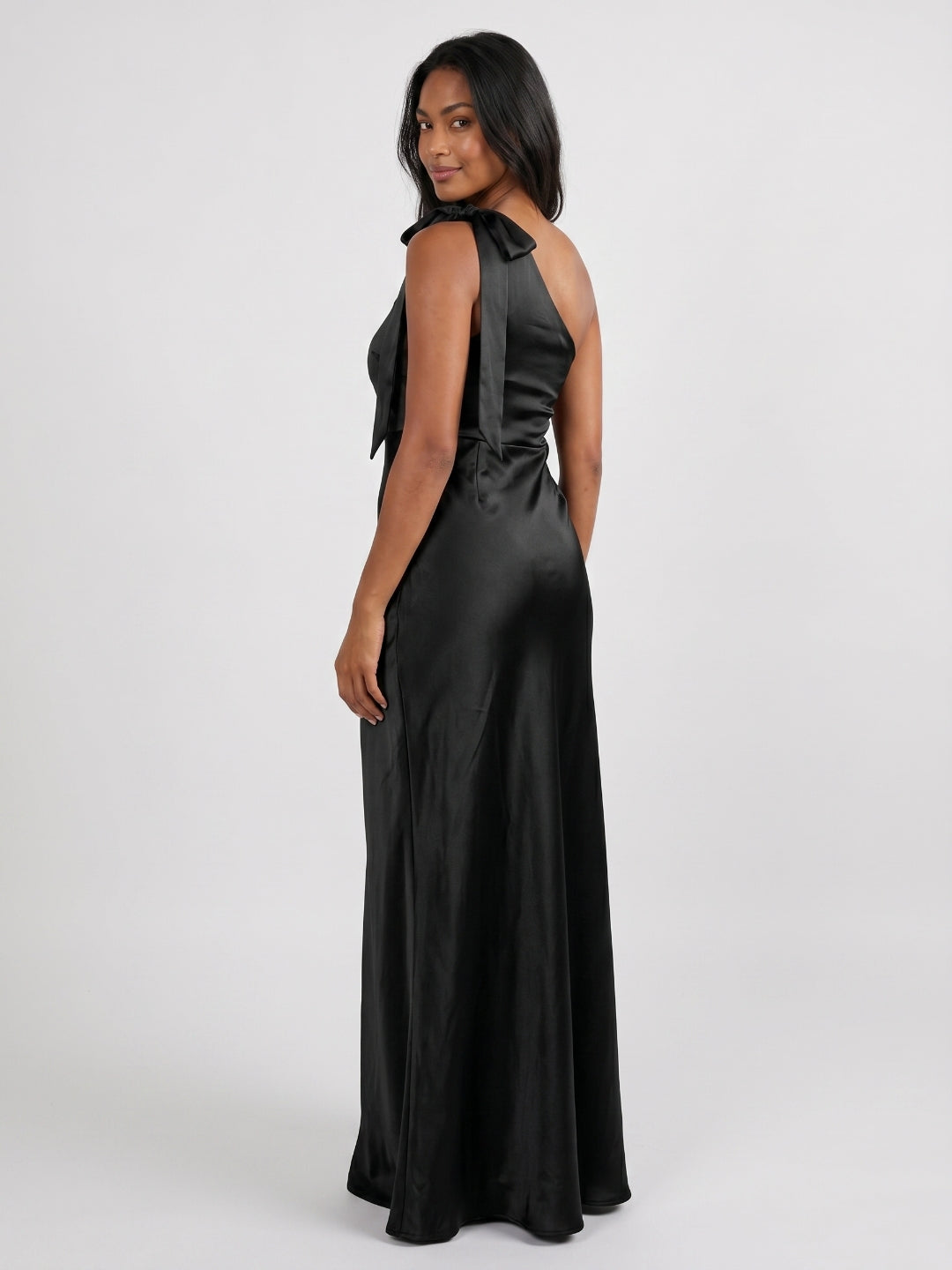Black Satin Sheath One Shoulder Side Zip Floor-Length Bridesmaid Dress - Curvevia