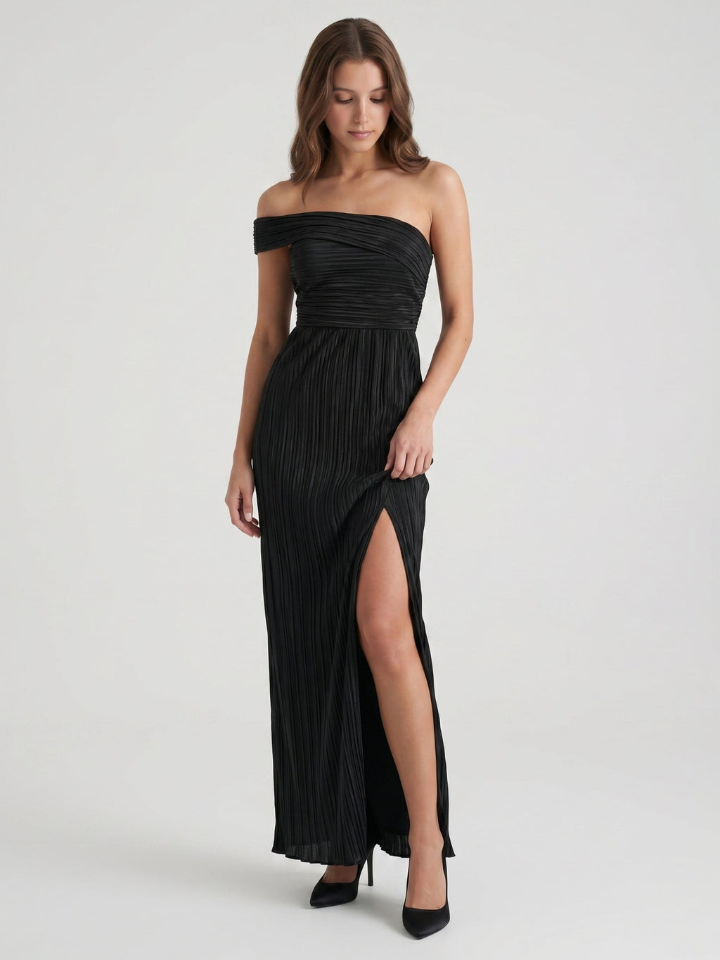 Black Stretch Knit Column Off-the-Shoulder Backless Floor-Length Pleated Bridesmaid Dress - Curvevia