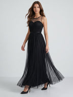 Black Tulle A-Line Halter Keyhole Back Floor-Length Pleated Bridesmaid Dress - Curvevia