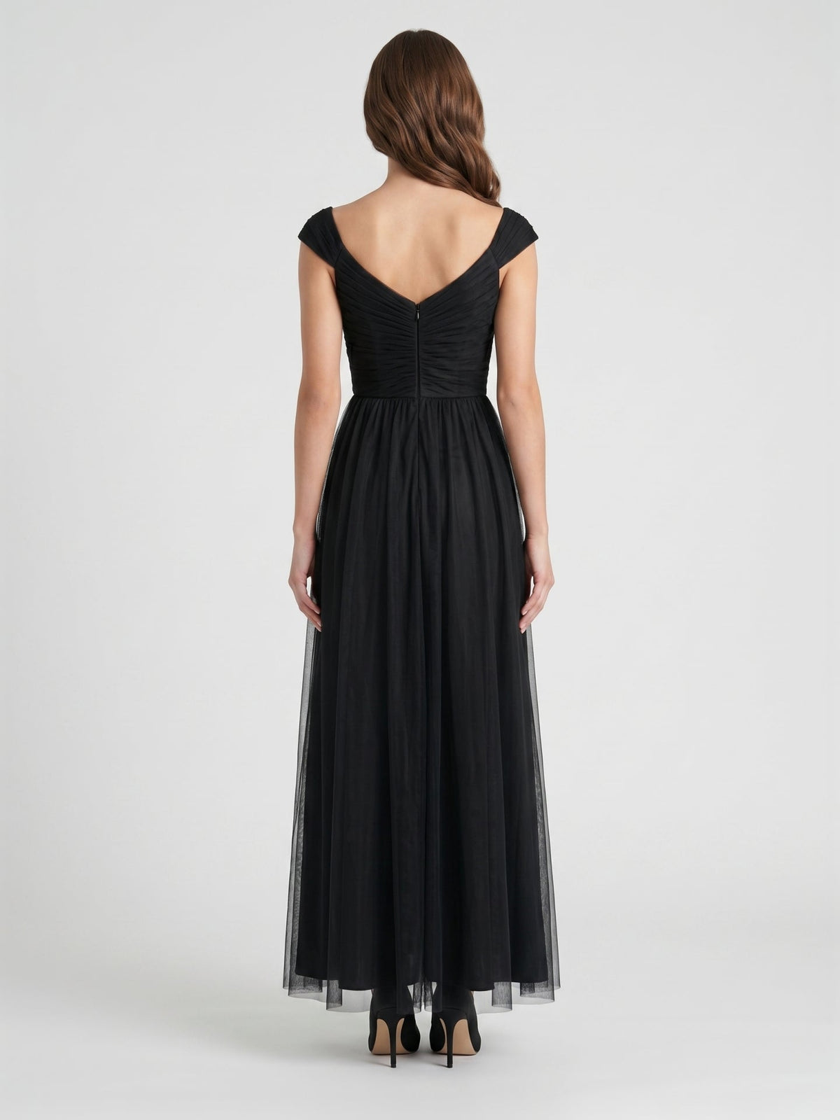 Black Tulle A-Line V-Neck Backless Floor-Length Pleated Bridesmaid Dress - Curvevia