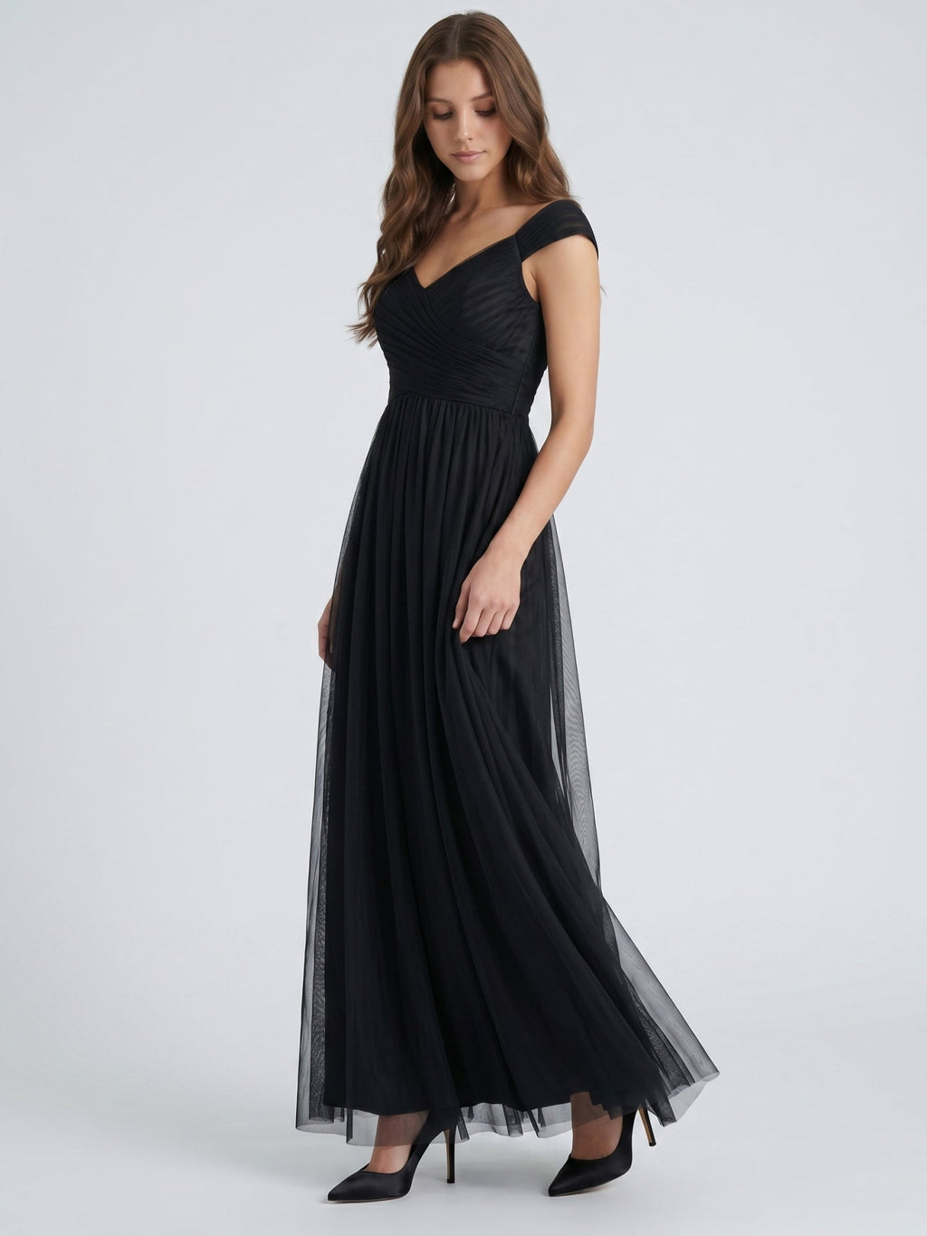 Black Tulle A-Line V-Neck Backless Floor-Length Pleated Bridesmaid Dress - Curvevia