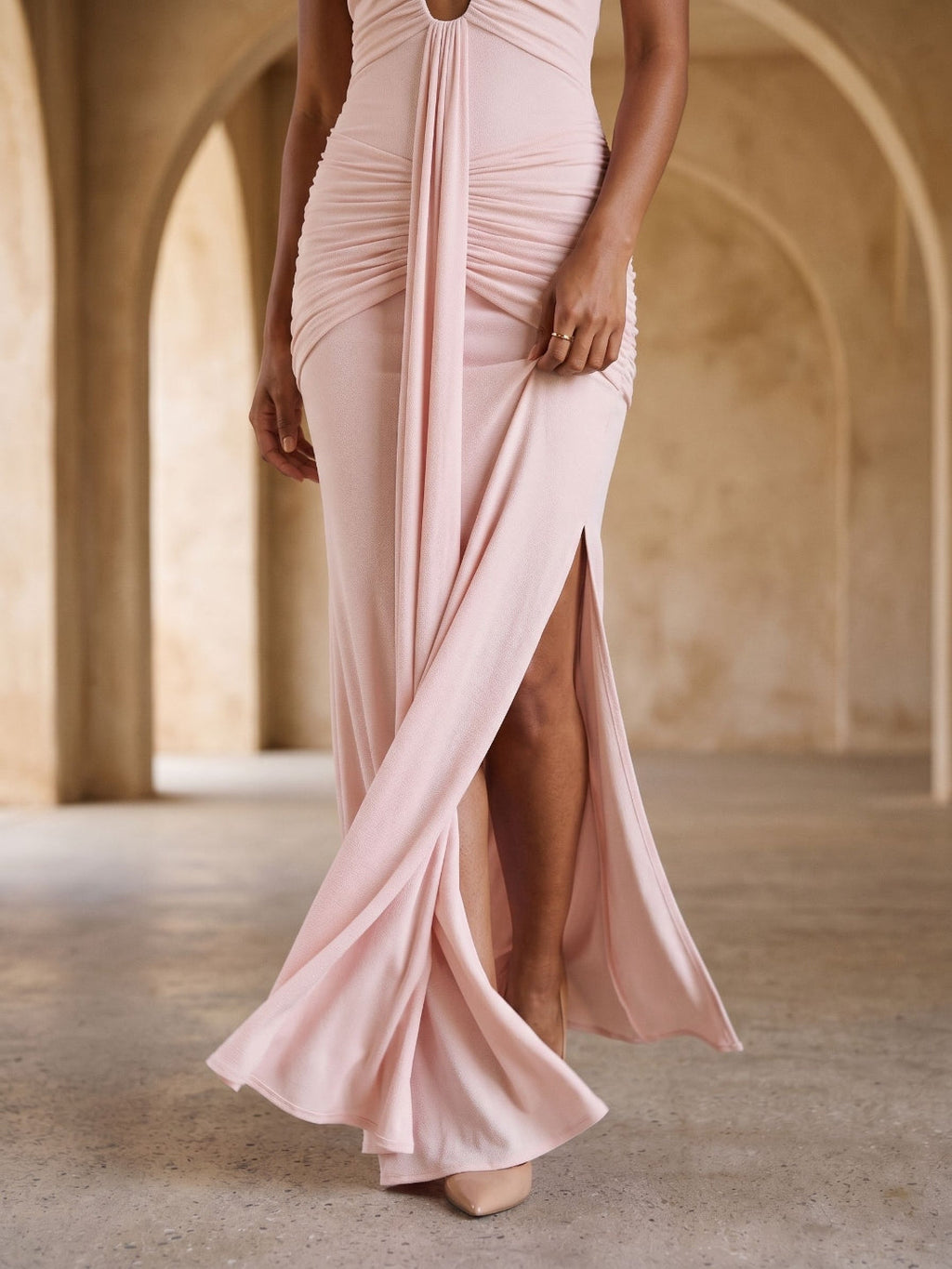 Blushing Pink Stretch Knit Sheath V-Neck Backless Floor-Length Formal Dress with Bow - Curvevia