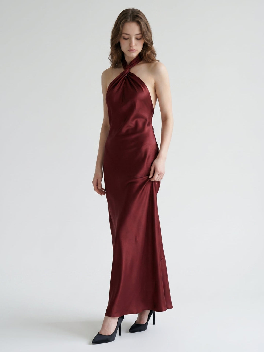Burgundy Satin Sheath Halter Backless Floor-Length Bridesmaid Dress - Curvevia