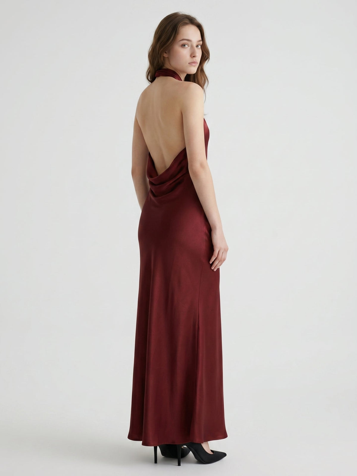 Burgundy Satin Sheath Halter Backless Floor-Length Bridesmaid Dress - Curvevia
