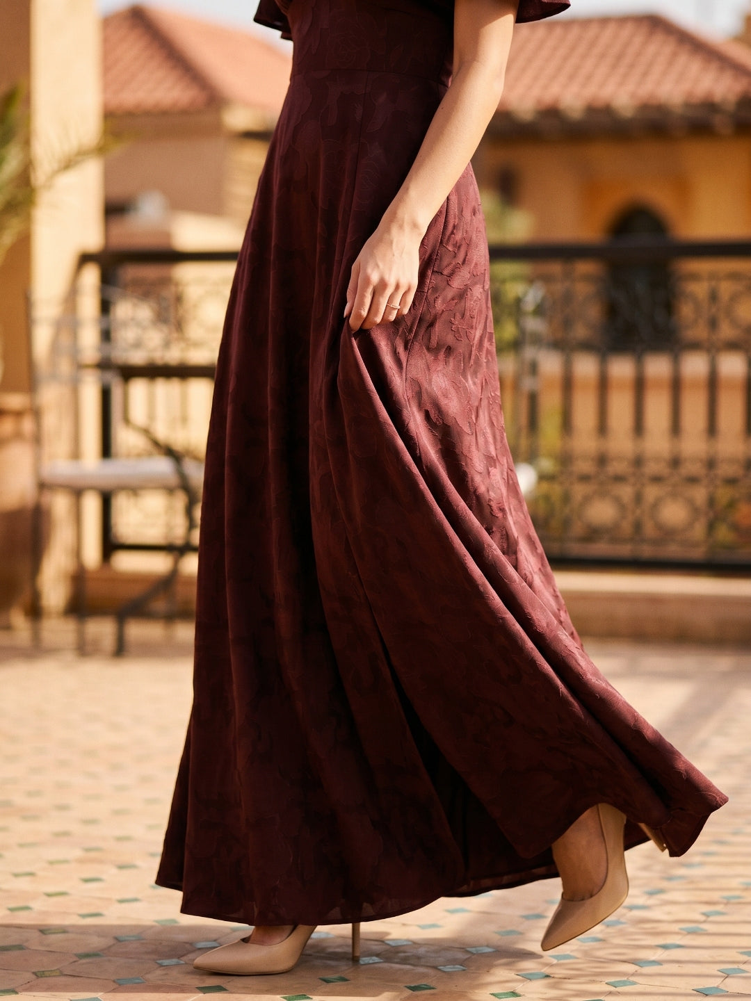 Cabernet Jacquard A-Line V-Neck Bow Back Floor-Length Bridesmaid Dress with Pockets - Curvevia