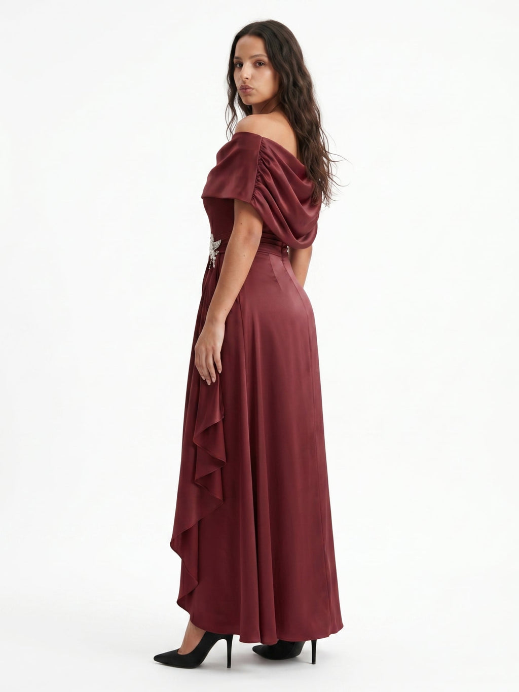 Cabernet Satin A-Line Scoop Neck Back Zip Floor-Length Bridesmaid Dress with Pleats - Curvevia