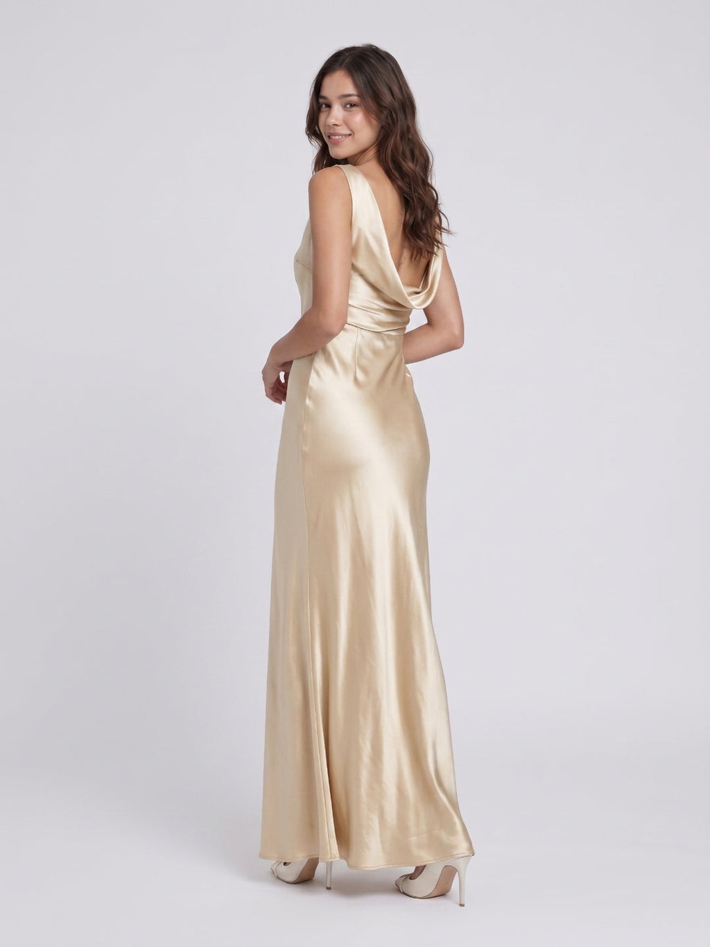 Champagne Satin Column Scoop Neck Backless Floor-Length Bridesmaid Dress with Pleats - Curvevia