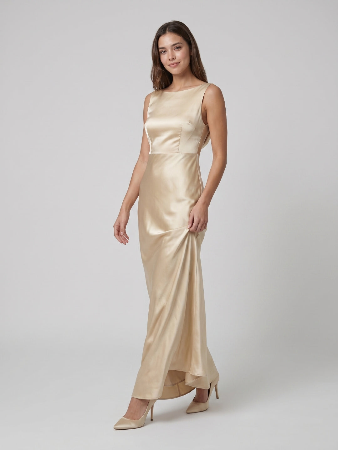 Champagne Satin Column Scoop Neck Backless Floor-Length Bridesmaid Dress with Pleats - Curvevia