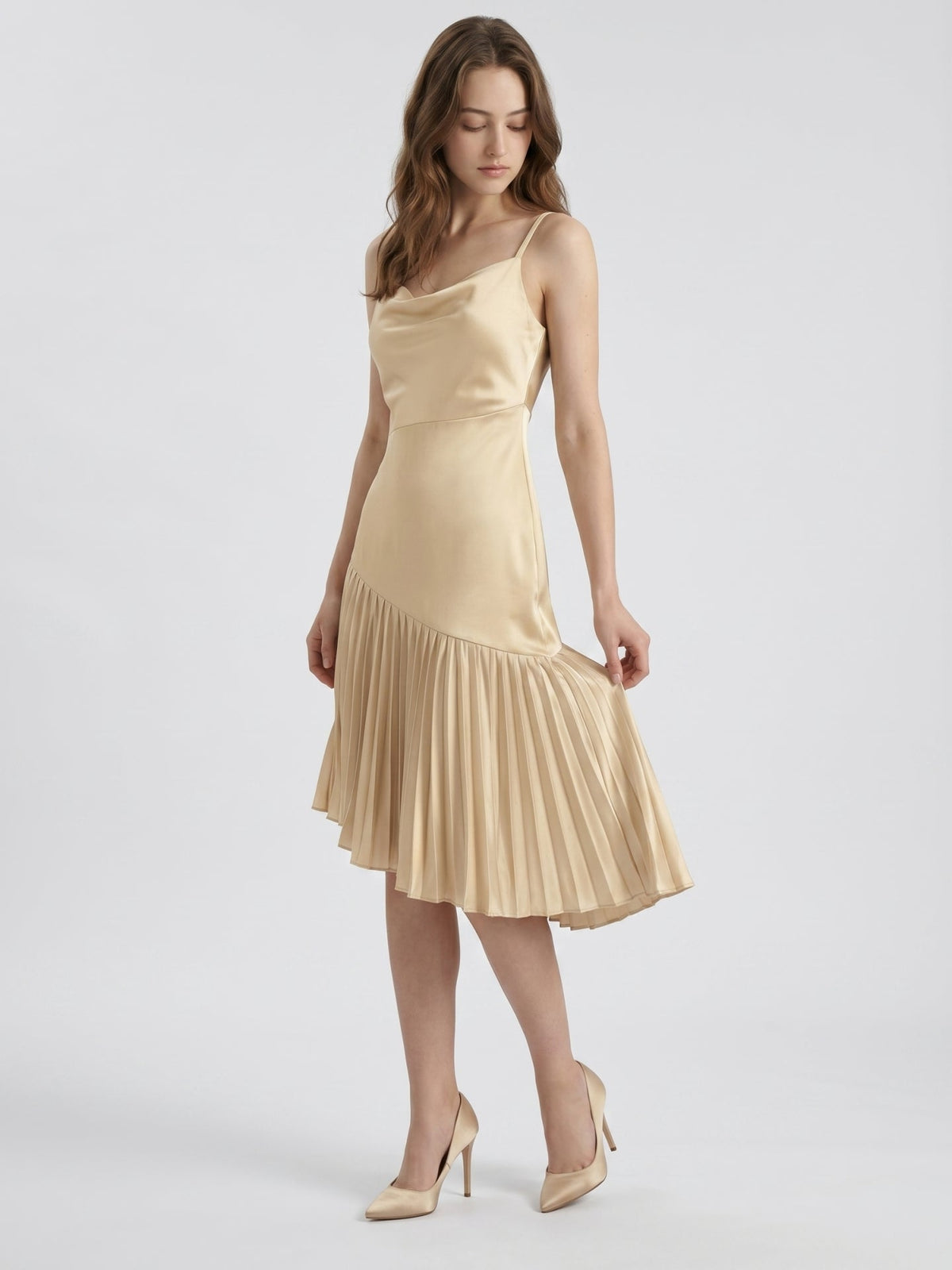 Champagne Satin Sheath Square Neck Side Zip Knee-Length Bridesmaid Dress with Pleats - Curvevia
