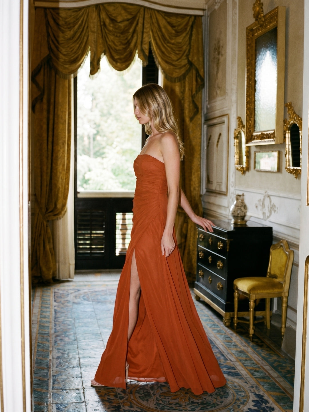 Cinnamon Chiffon Column Straight Neck Backless Floor-Length Bridesmaid Dress with Pleats - Curvevia
