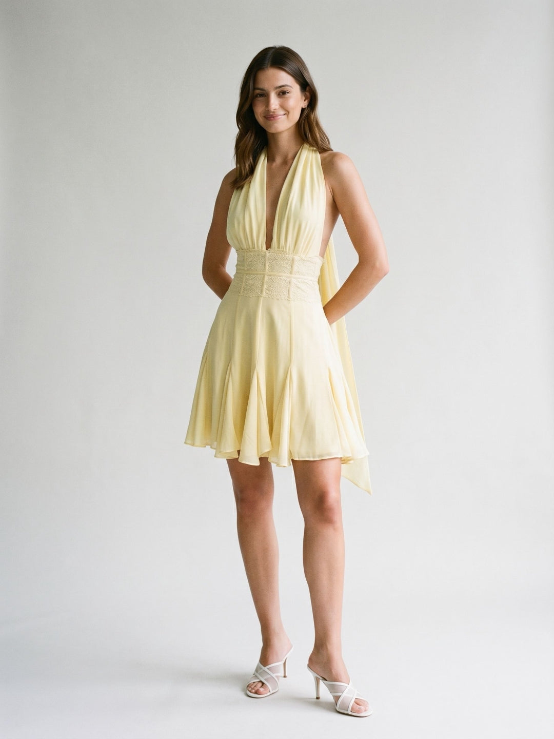 Daffodil Chiffon A-Line Halter Neckline Backless Short Homecoming Dress with Pleating - Curvevia