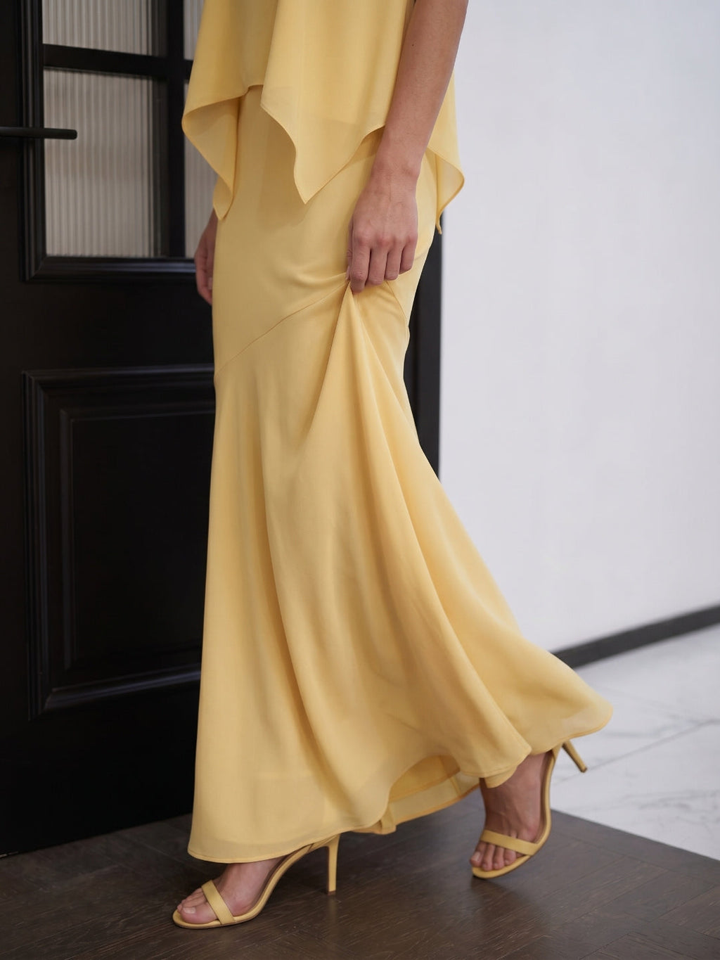 Daffodil Matte Satin Mermaid Halter Illusion Floor-Length Bridesmaid Dress with Cape - Curvevia