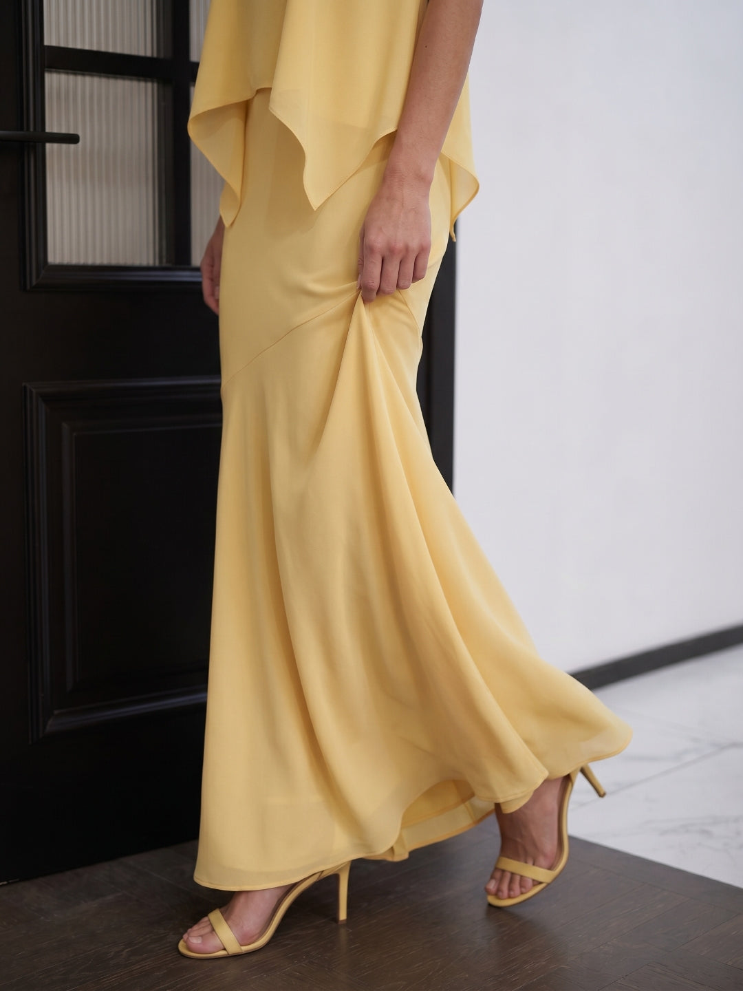 Daffodil Matte Satin Mermaid Halter Illusion Floor-Length Bridesmaid Dress with Cape - Curvevia