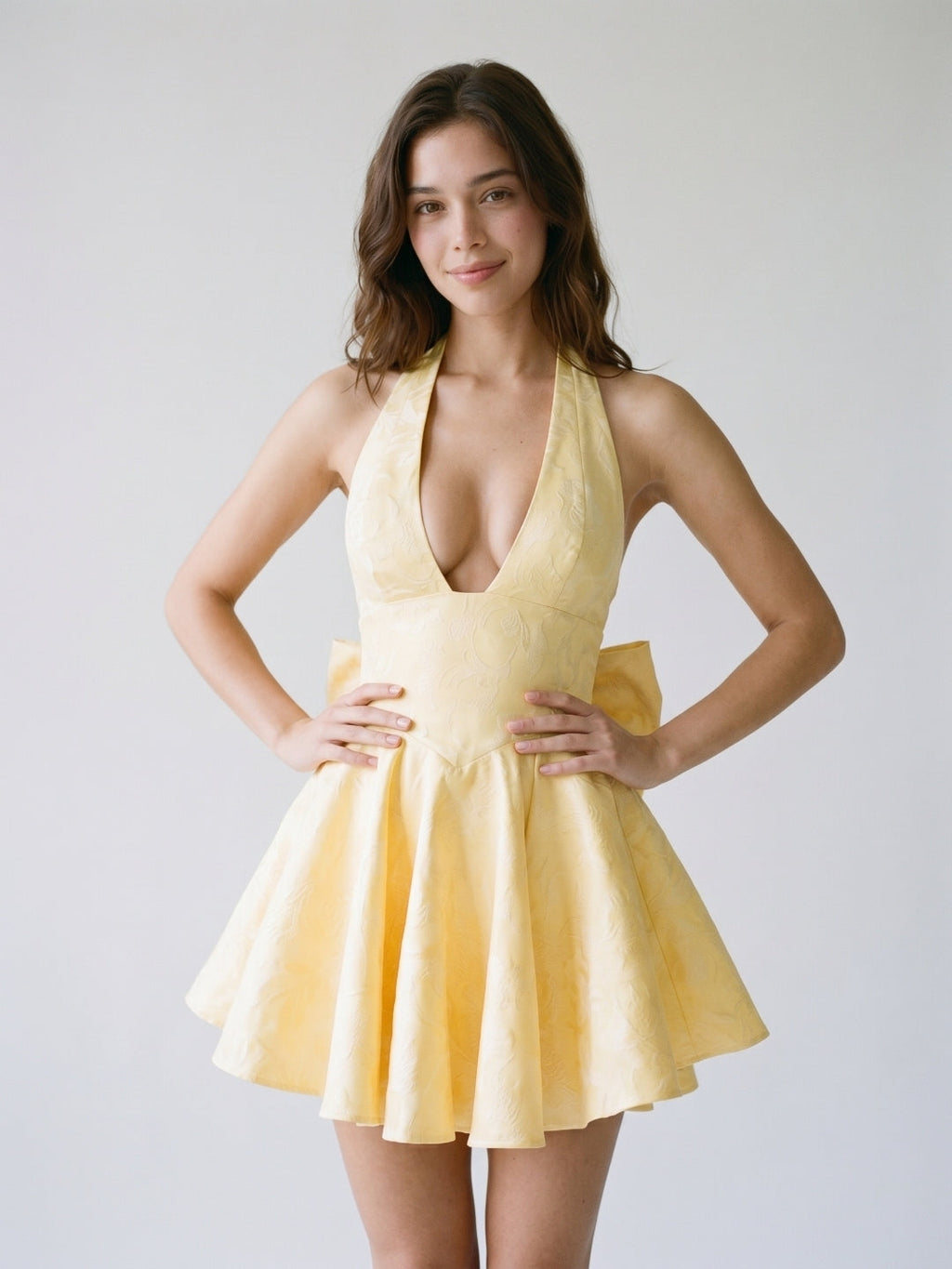Daffodil Satin A-Line Halter Neckline Backless Short Homecoming Dress with Bow - Curvevia