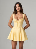 Daffodil Satin A-Line Sweetheart Criss-Cross Straps Short Homecoming Dress with Pleating - Curvevia