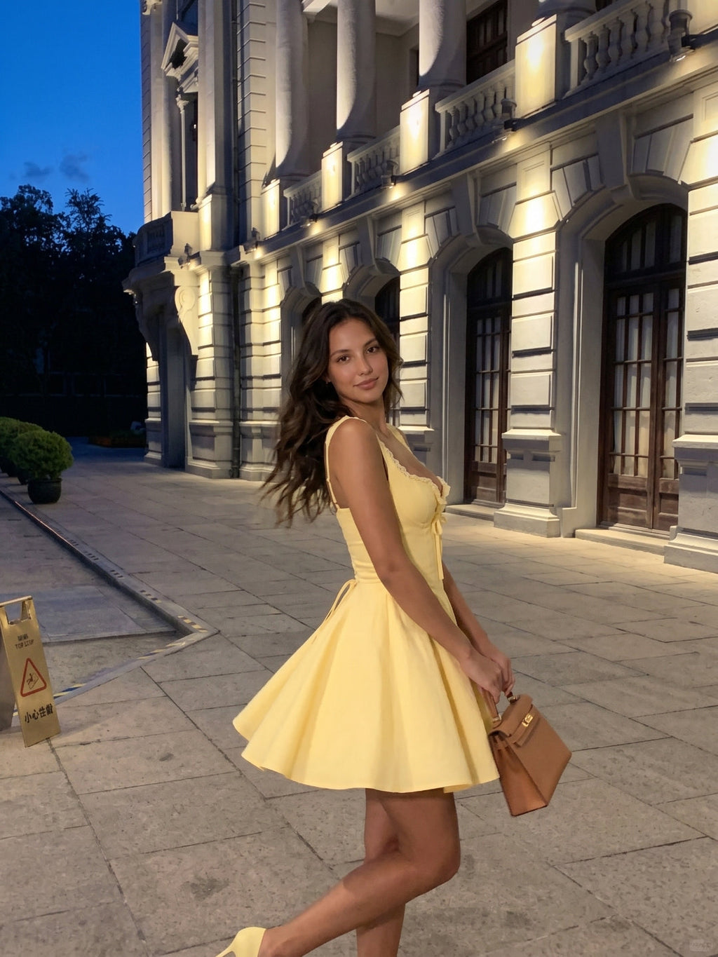 Daffodil Satin A-Line Sweetheart Criss-Cross Straps Short Homecoming Dress with Pleating - Curvevia