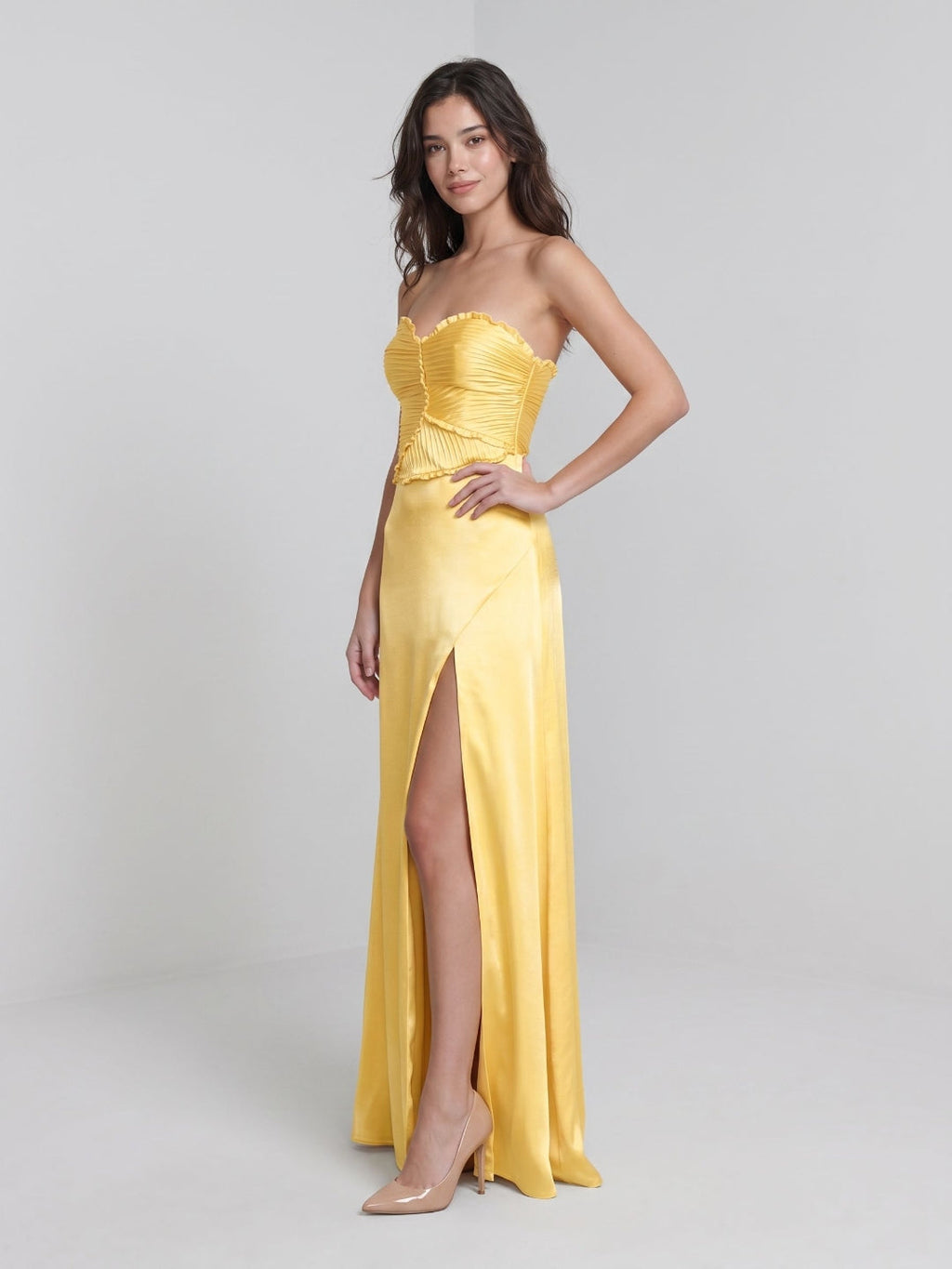 Daffodil Satin Sheath Sweetheart Back Zip Floor-Length Birthday Dress - Curvevia