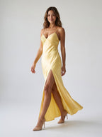 Daffodil Satin Sheath Sweetheart Back Zip Floor-Length Evening Dress - Curvevia