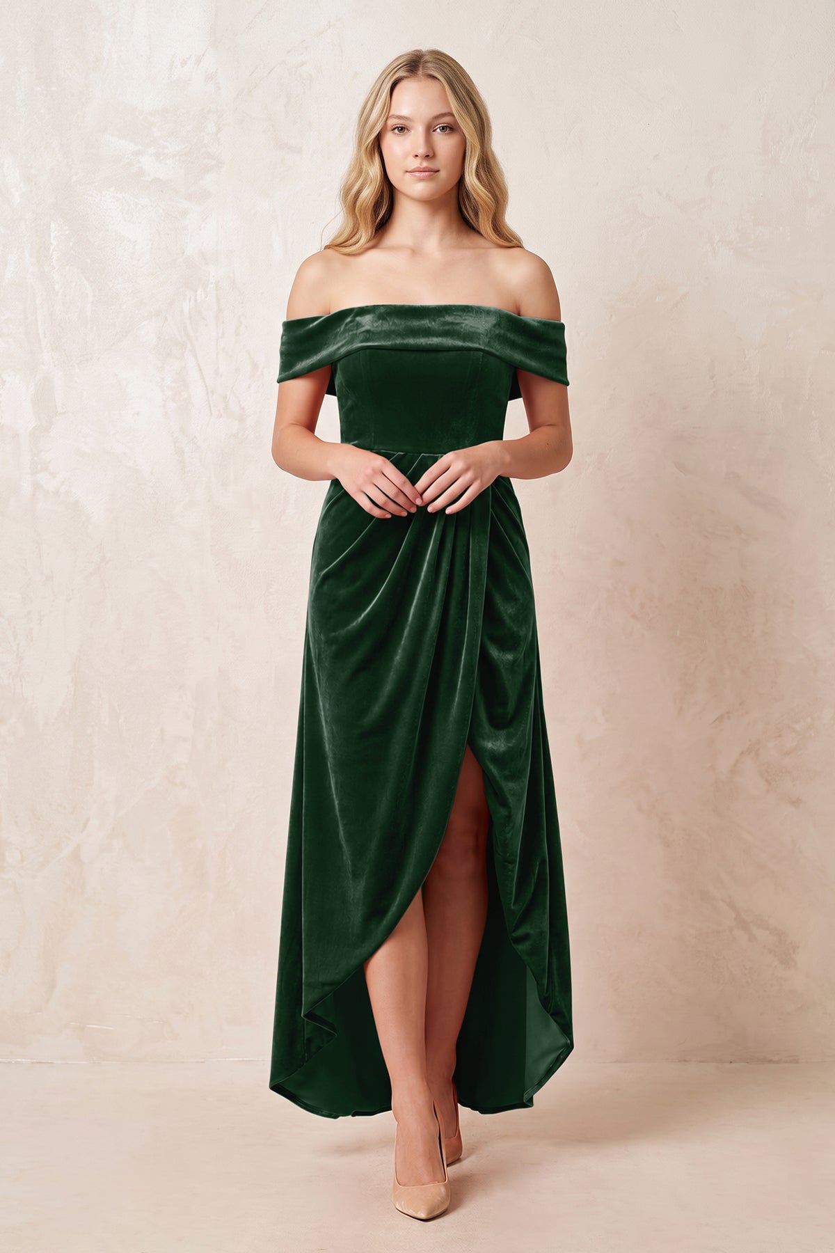 Off-the-Shoulder Sheath Velvet Midi Bridesmaid Dress in Dark Green - Curvevia