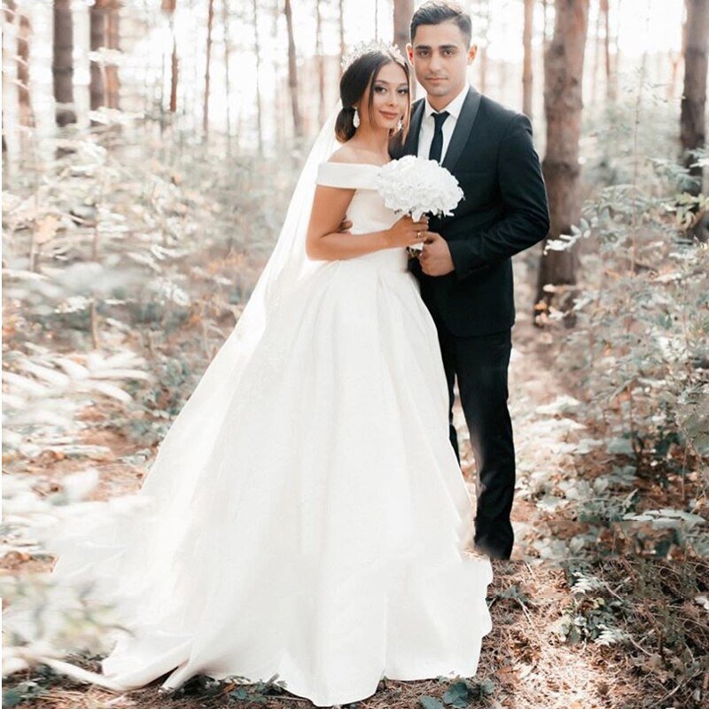 Ball Gown Satin Sweep Train White Wedding Dress with Sleeveless - Curvevia