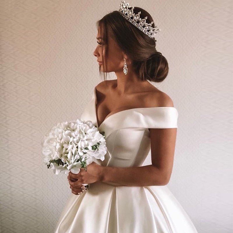 Ball Gown Satin Sweep Train White Wedding Dress with Sleeveless - Curvevia