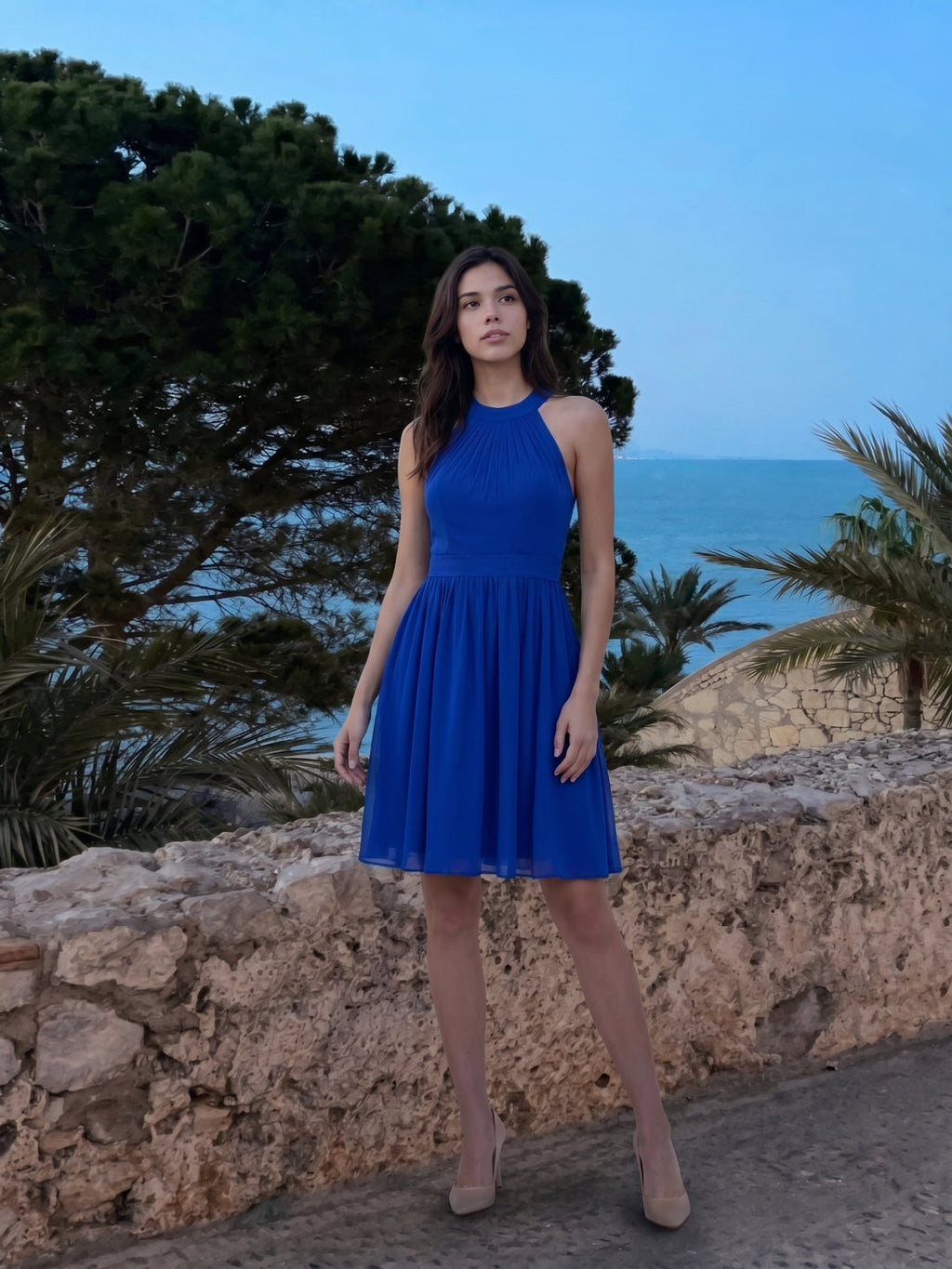 Elegant Royal Blue Chiffon A-Line Halter neckline Backless Knee-Length Bridesmaid Dress - Curvevia