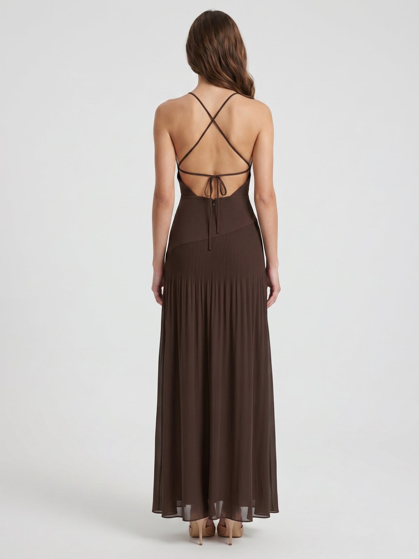 Espresso Chiffon Column V-Neck Lace-Up Back Floor-Length Pleated Bridesmaid Dress - Curvevia