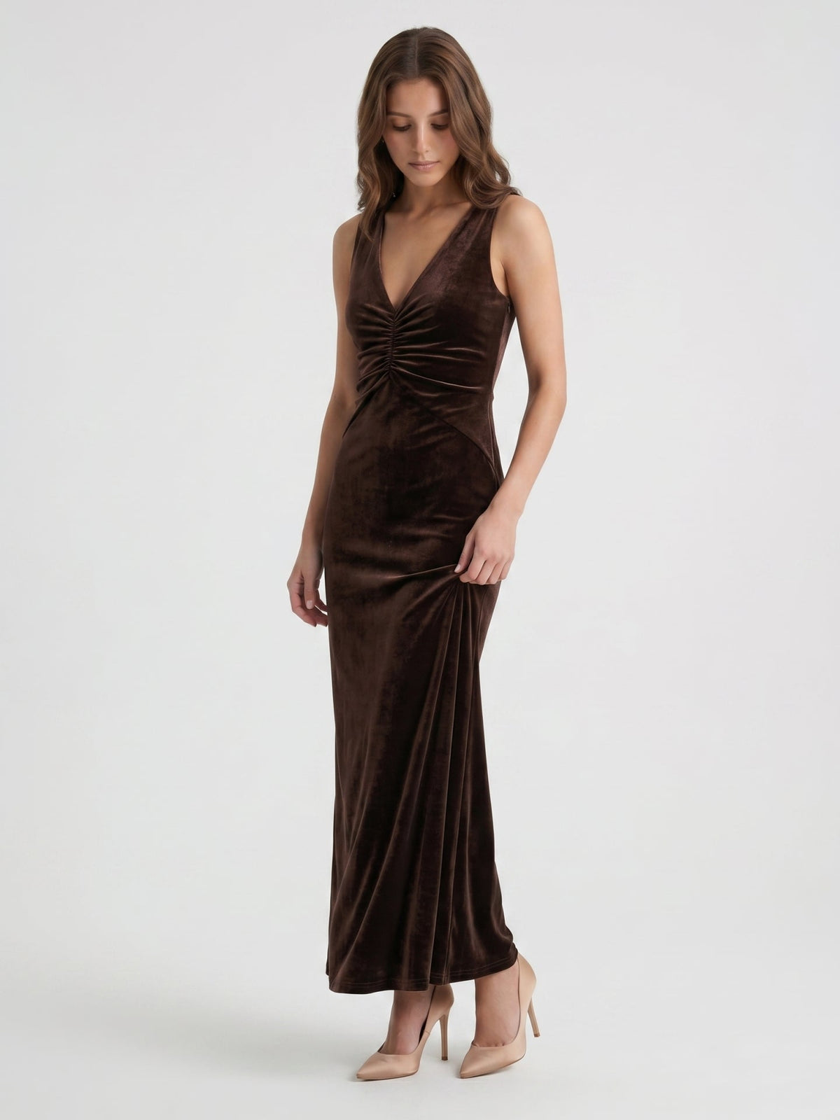Espresso Velvet Sheath V-Neck Side Zip Ankle-Length Pleated Bridesmaid Dress - Curvevia