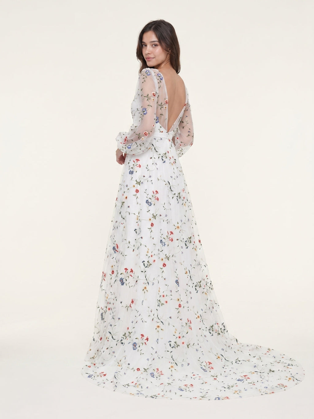 Ethereal White Tulle A-Line V-Neck V-Back Floor-Length Mother of the Bride Dress - Curvevia