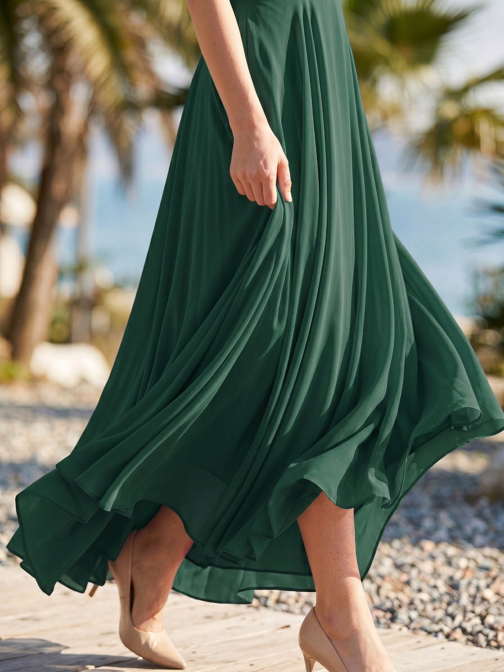 Forest Green Lace A-Line Scoop Neck Back Zip Floor-Length Bridesmaid Dress with Pockets - Curvevia
