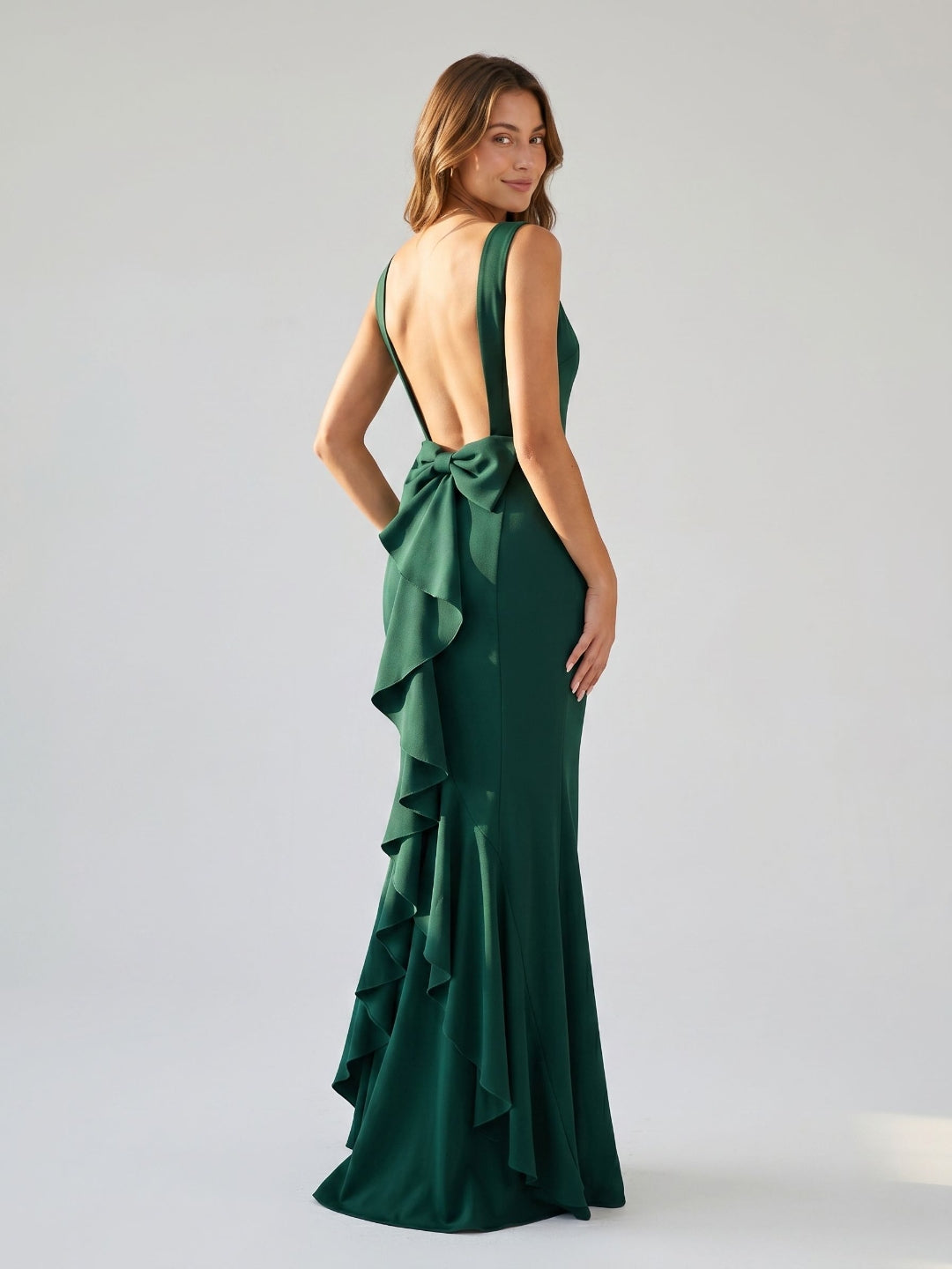 Forest Green Matte Satin Sheath Scoop Neck Side Zip Floor-Length Dress with Bow - Curvevia