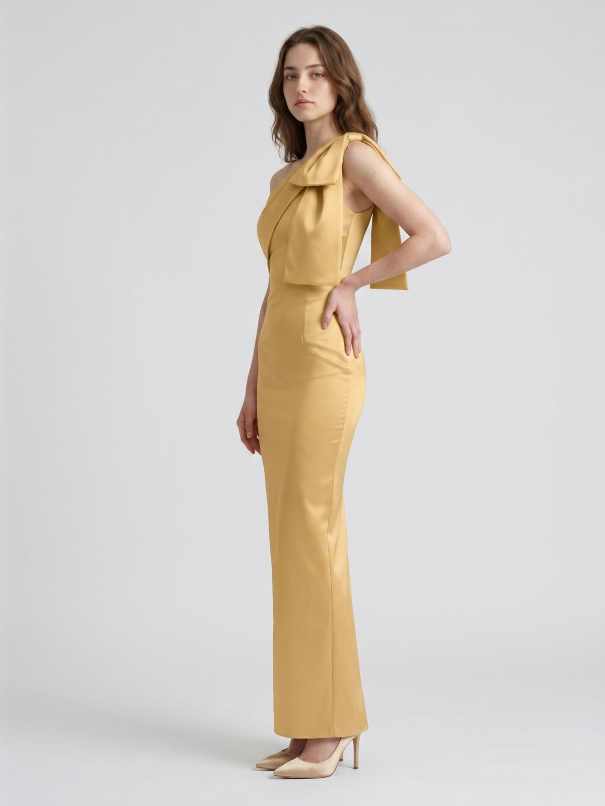 Gold Satin column One-Shoulder Side-Zip Floor-Length Bridesmaid Dress with Bow - Curvevia